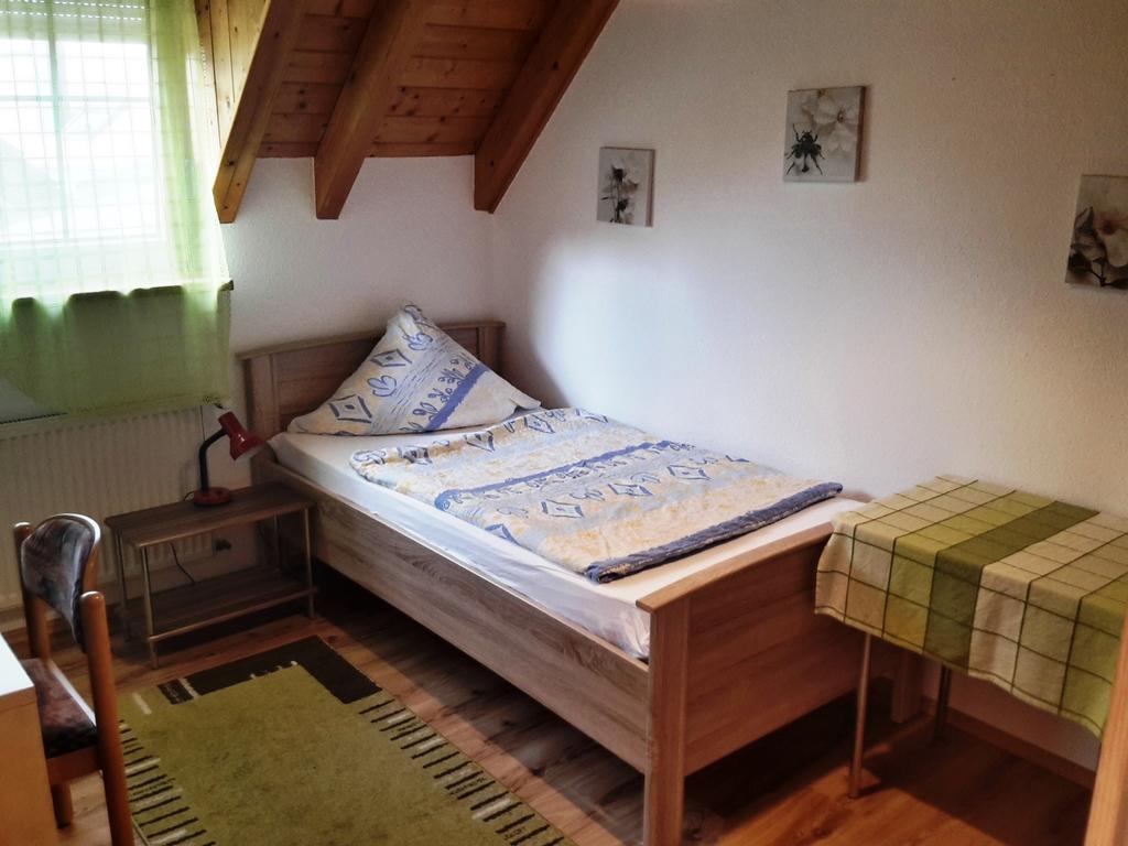 Pension Jaspis Pfaffenweiler Room photo