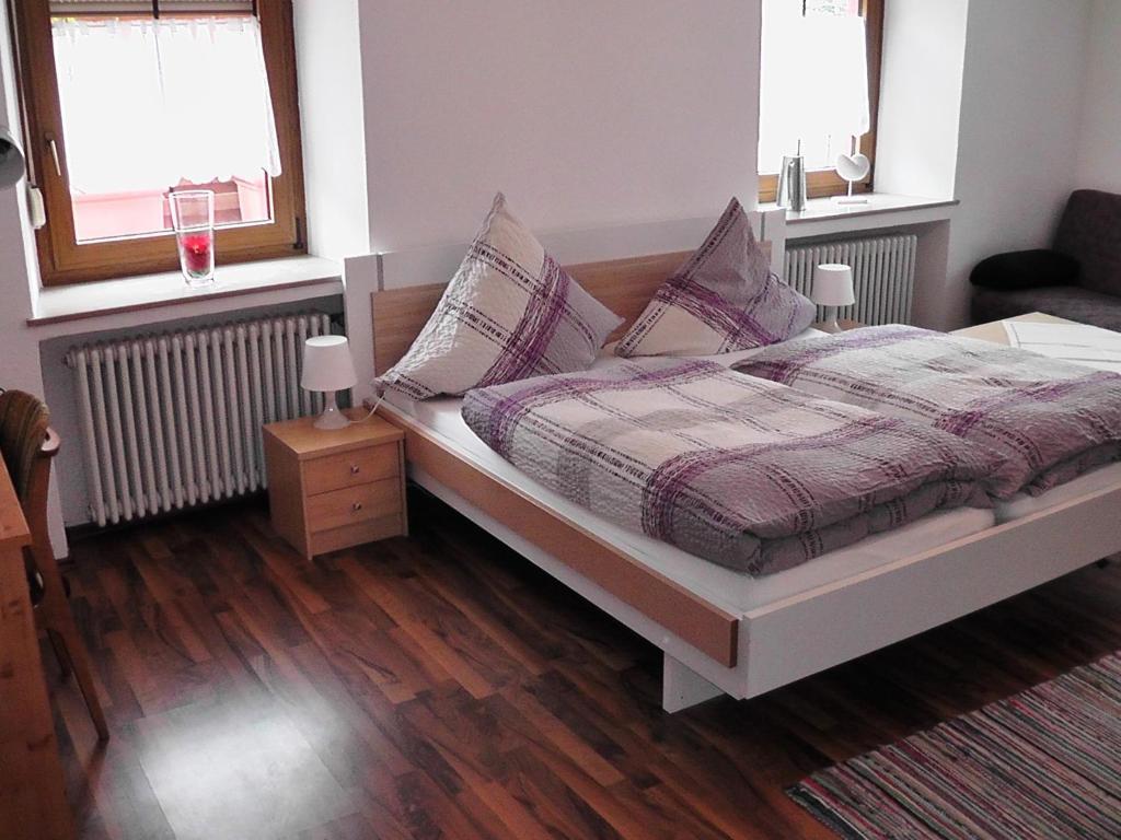 Pension Jaspis Pfaffenweiler Room photo